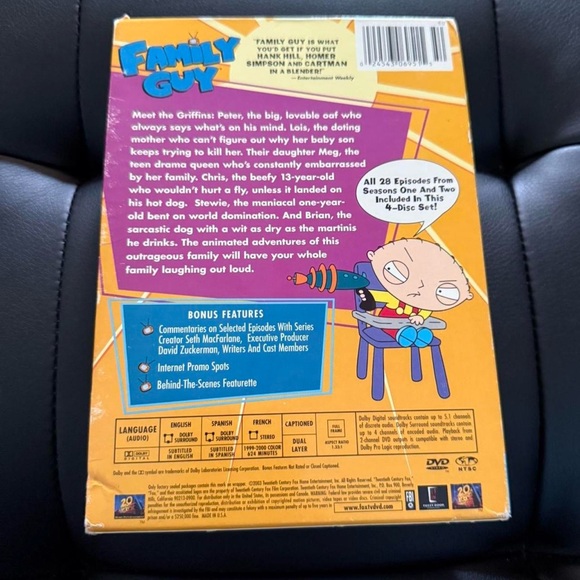 Family Guy DVD Volume 1 Seasons 1 & 2 set - Picture 2 of 4